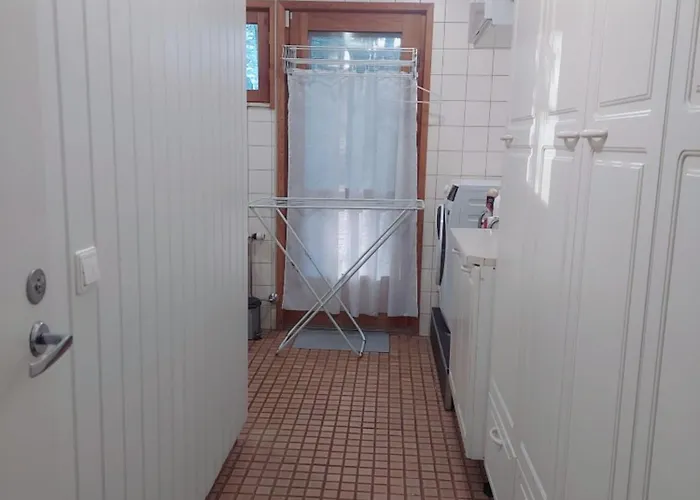 Private In The Shared Detached House In