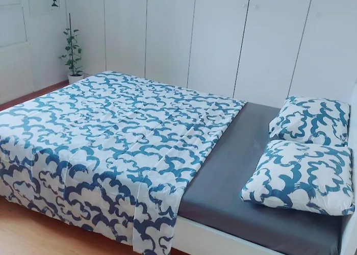 Private In The Shared Detached House In *